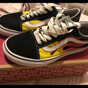 old skool vans ( size 4.5 men ) size 6 women